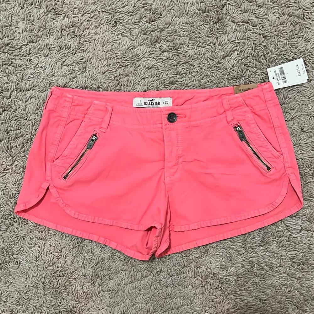Hollister Low Rise Pink Shorts 1/W25